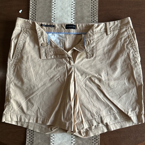 Talbots Pants - EUC Talbots Relaxed Chino Tan Khaki Shorts, Sz 14, 7 inch inseam